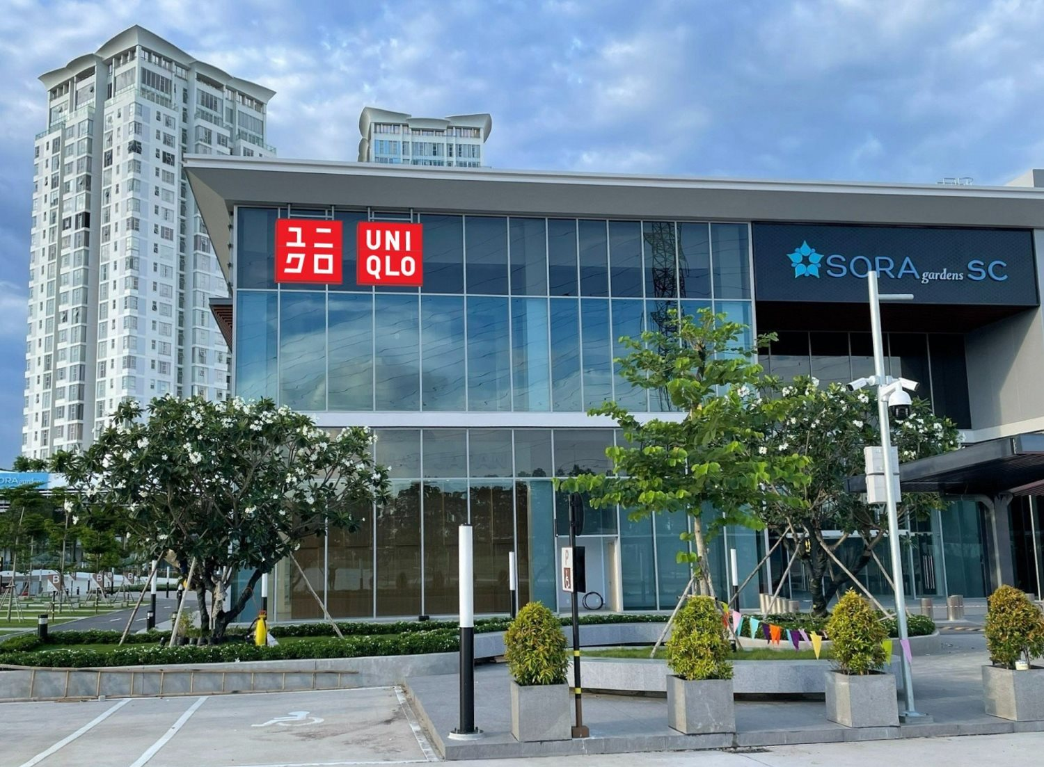 Khai trương cửa hàng đầu tiên chưa đầy tháng, UNIQLO công bố cửa hàng thứ 2 ở Bình Dương, cán mốc 20 điểm bán tại Việt Nam