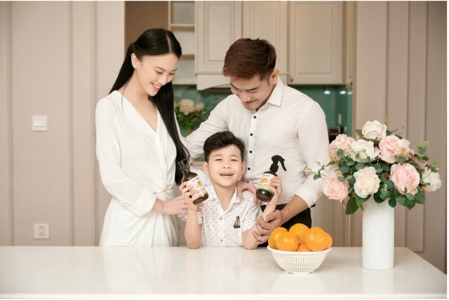 Thị trường xuất hiện nước tẩy rửa làm từ quả cam