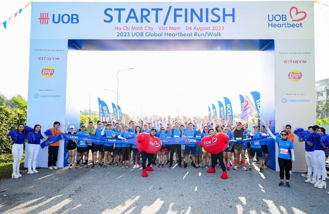 Giải chạy bộ, đi bộ UOB Heartbeat gây quỹ hơn 530 triệu đồng cho trẻ em khó khăn khu vực Đồng bằng Sông Cửu Long