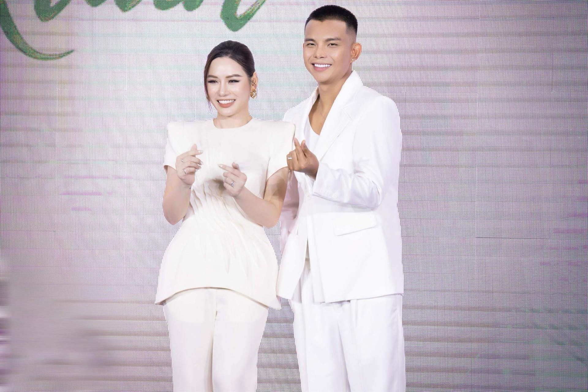 CEO Hằng Trần bắt tay NTK Đỗ Long mang tới phương pháp chăm sóc da kiểu Nhật: Chiết xuất từ một loại tảo bổ dưỡng