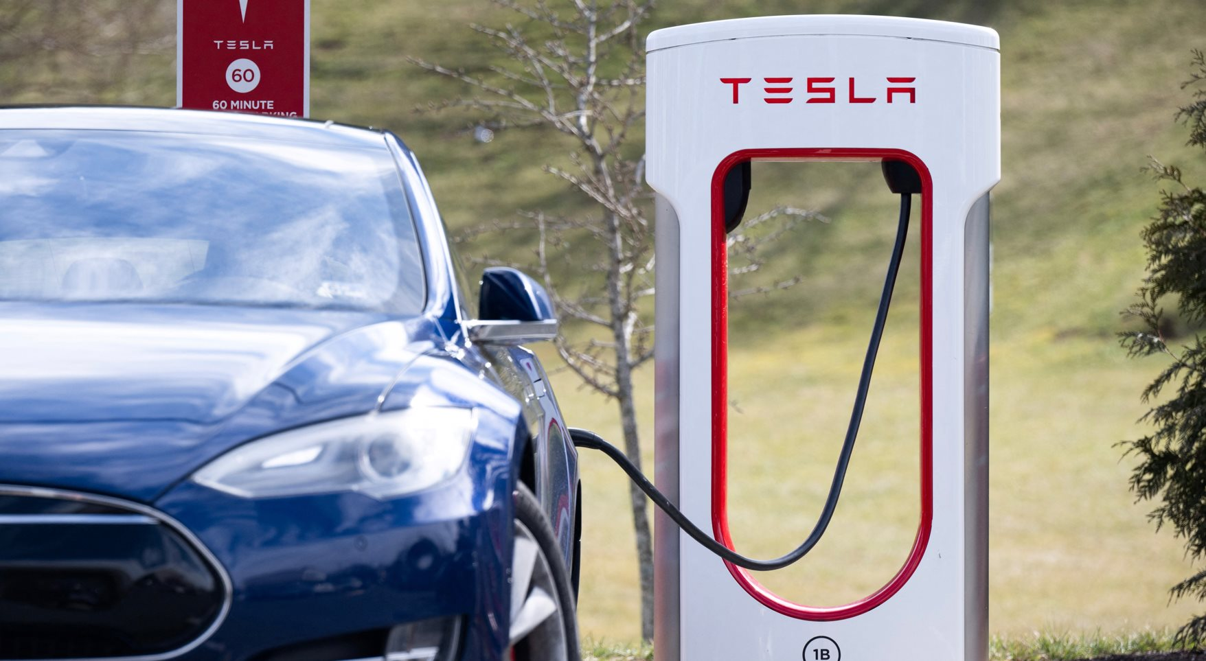 Để lấy lòng Elon Musk, một quốc gia ĐNÁ phá vỡ quy tắc hàng chục năm vì Tesla, tranh giành với các nước khác cùng khu vực