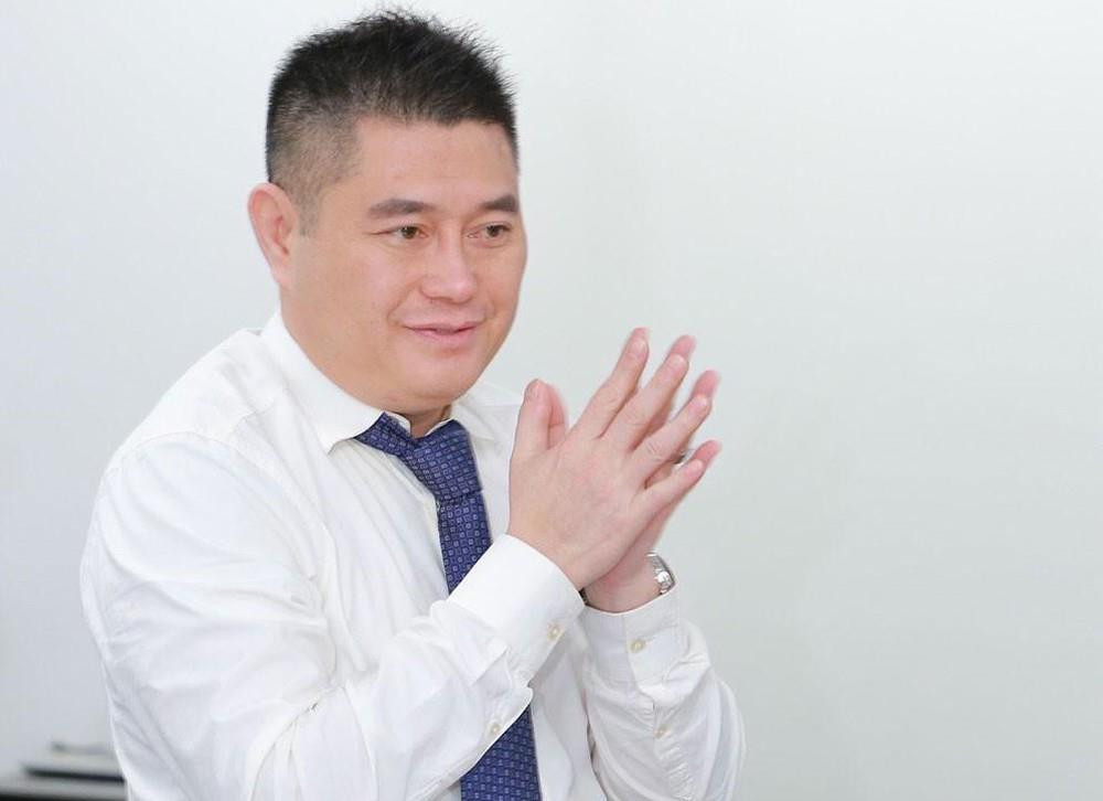 Ông Nguyễn Đức Thuỵ đăng ký mua 13,8 triệu cổ phiếu LPB, giá 10.000 đồng/cp