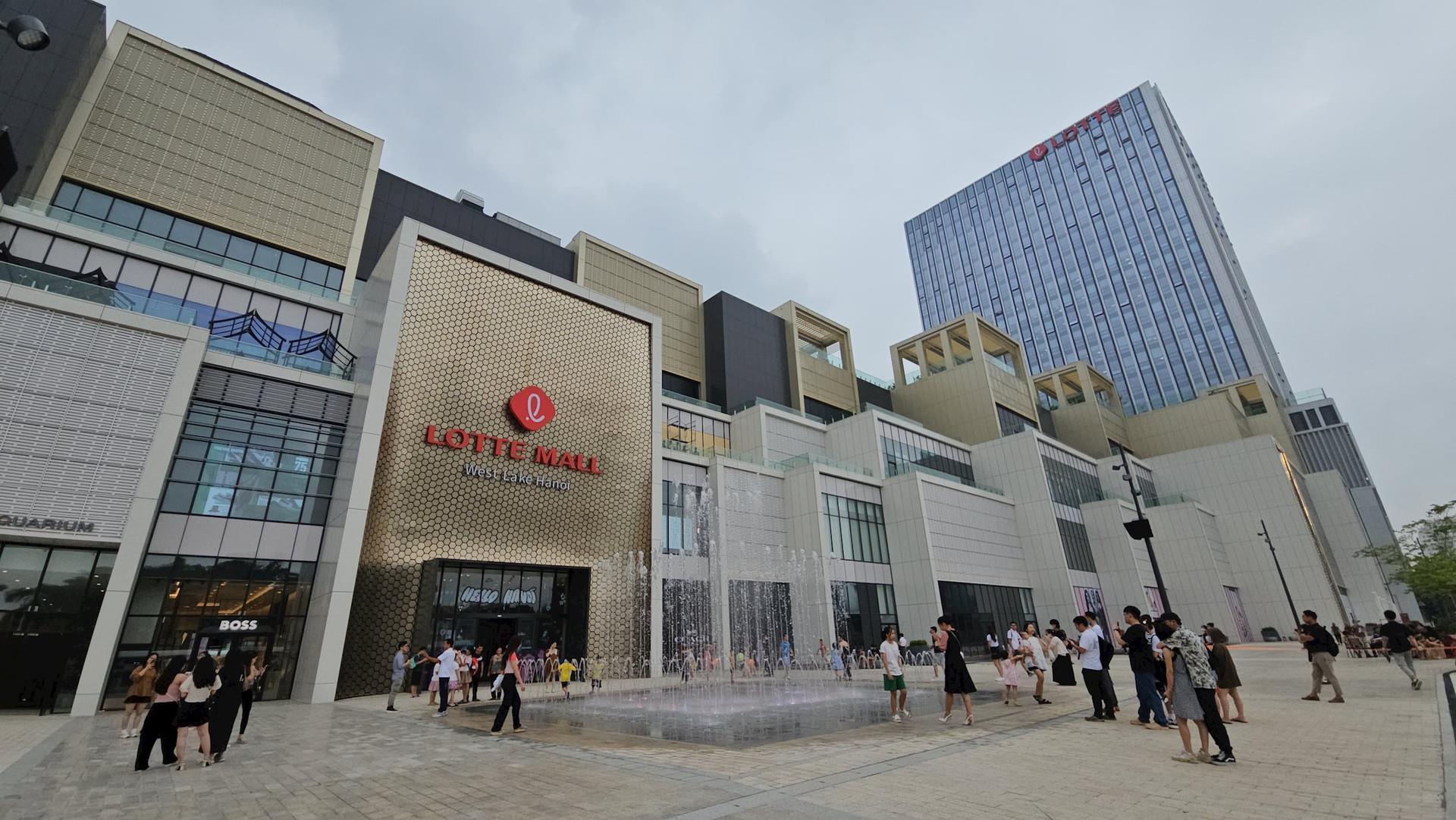 Sức hút của Lotte Mall Tây Hồ: Quy tụ từ những thương hiệu "sang chảnh" tới truyền thống như Cafe Giảng, Phở Thìn; 25 nhãn hàng lần đầu xuất hiện tại Việt Nam