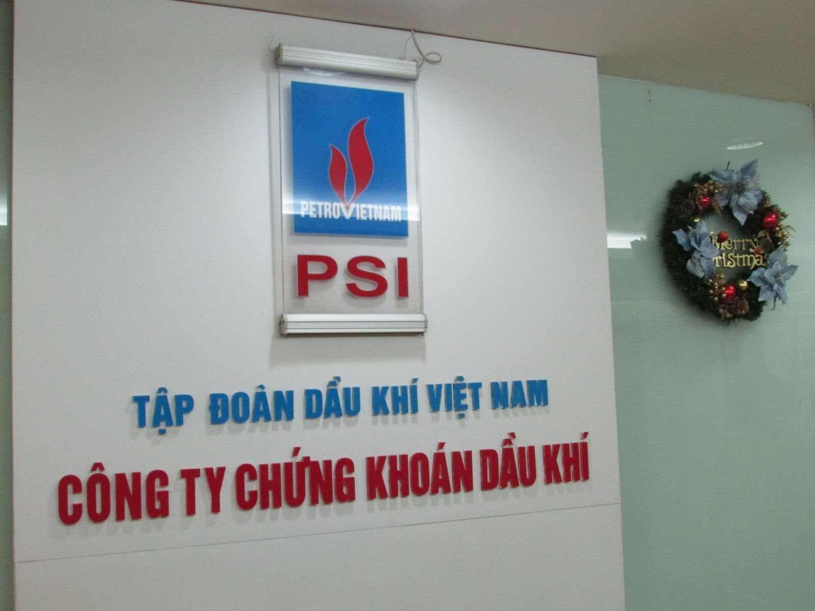 Chứng khoán Dầu khí (PSI) phát hành thành công 50 tỷ đồng trái phiếu ngay trước ngày đáo hạn lô trái phiếu 200 tỷ đồng