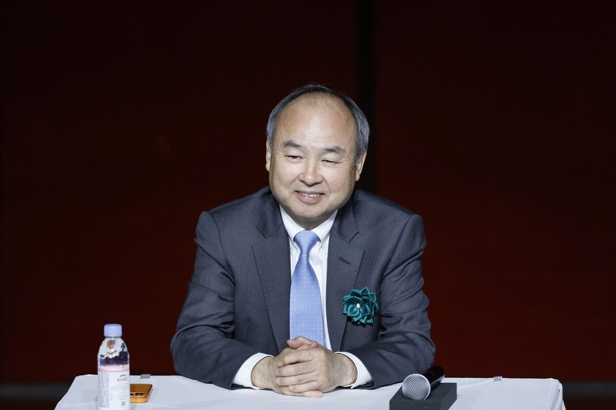 Masayoshi Son nín thở chờ biết tương lai, khoản đặt cược 32 tỷ USD có thể biến thành 54,5 tỷ USD hay không sẽ được hé lộ trong vài giờ tới 