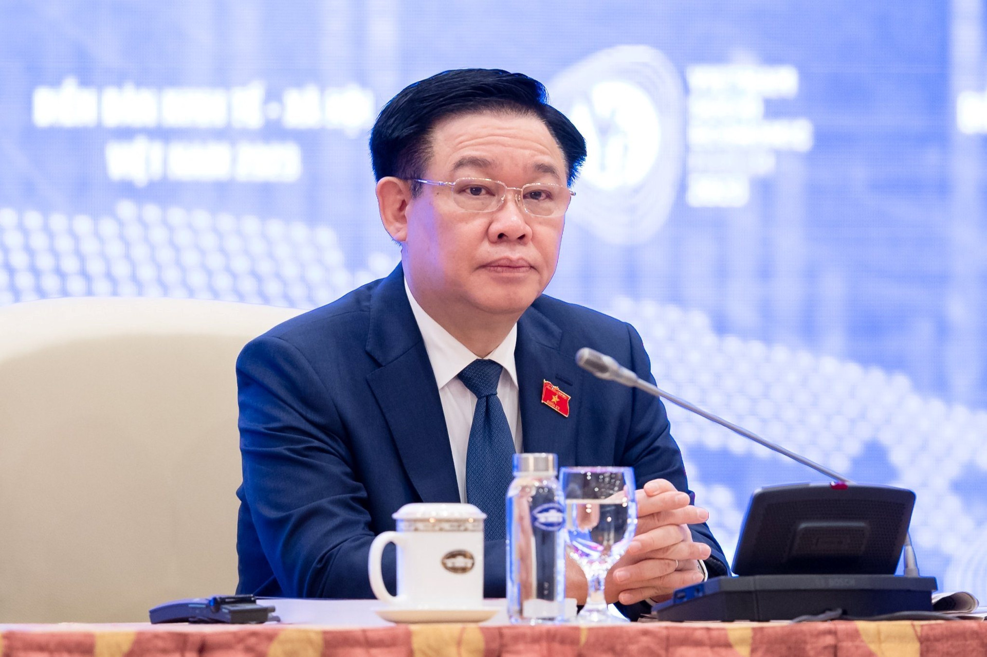  Chủ tịch Quốc hội Vương Đình Huệ: Sức chống chịu của nhiều doanh nghiệp đã tới hạn