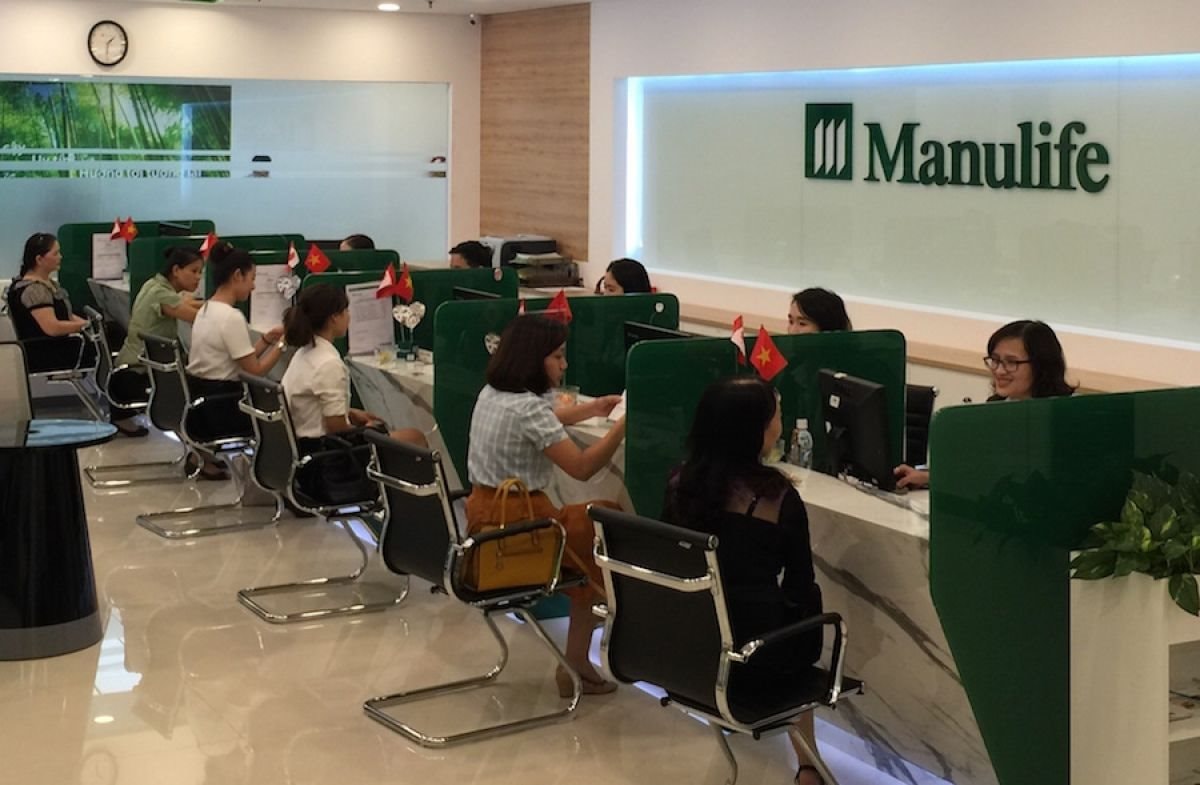 Manulife lãi hơn 1.900 tỷ đồng trong 6T2023, chi gần 10.000 tỷ đồng mua cổ phiếu, tạm lỗ hàng trăm tỷ