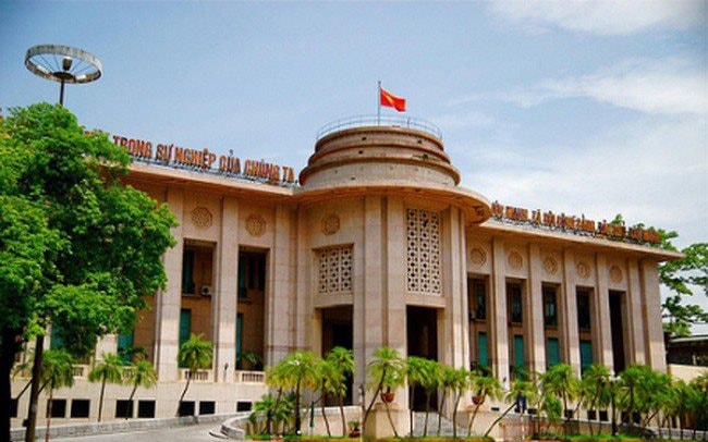 Ngân hàng Nhà nước tiếp tục hút về lượng lớn VND trong phiên 3/10, lãi suất   cao nhất trong 9 phiên