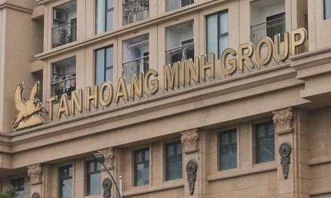 Một ngân hàng rao bán các khoản nợ liên quan đến Tân Hoàng Minh 