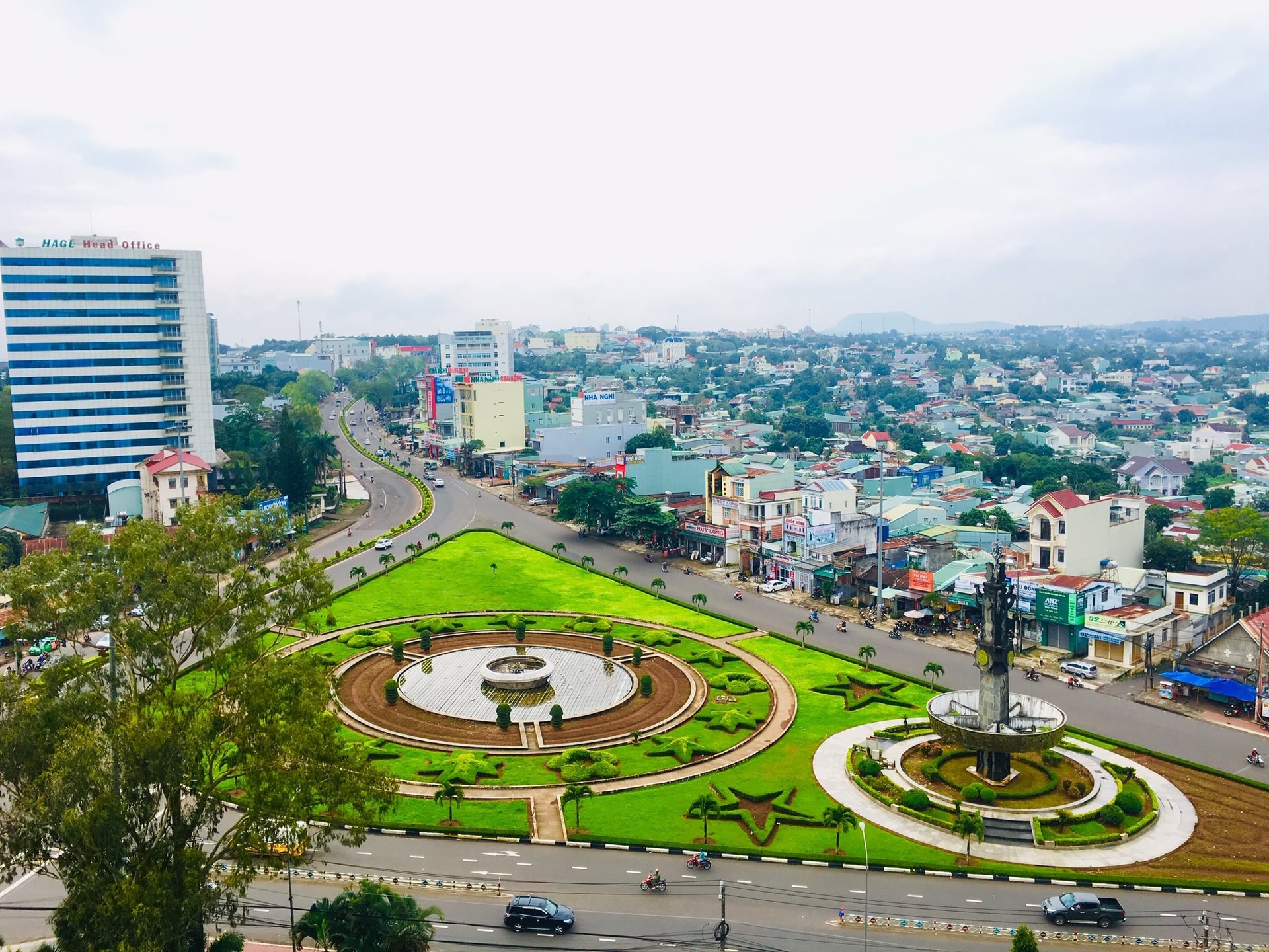 Cùng khởi nghiệp từ gỗ và trở nên giàu có với cơ đồ nghìn tỷ, 3 đại gia Gia Lai ngày nay: Hào quang phố núi vụt tắt!