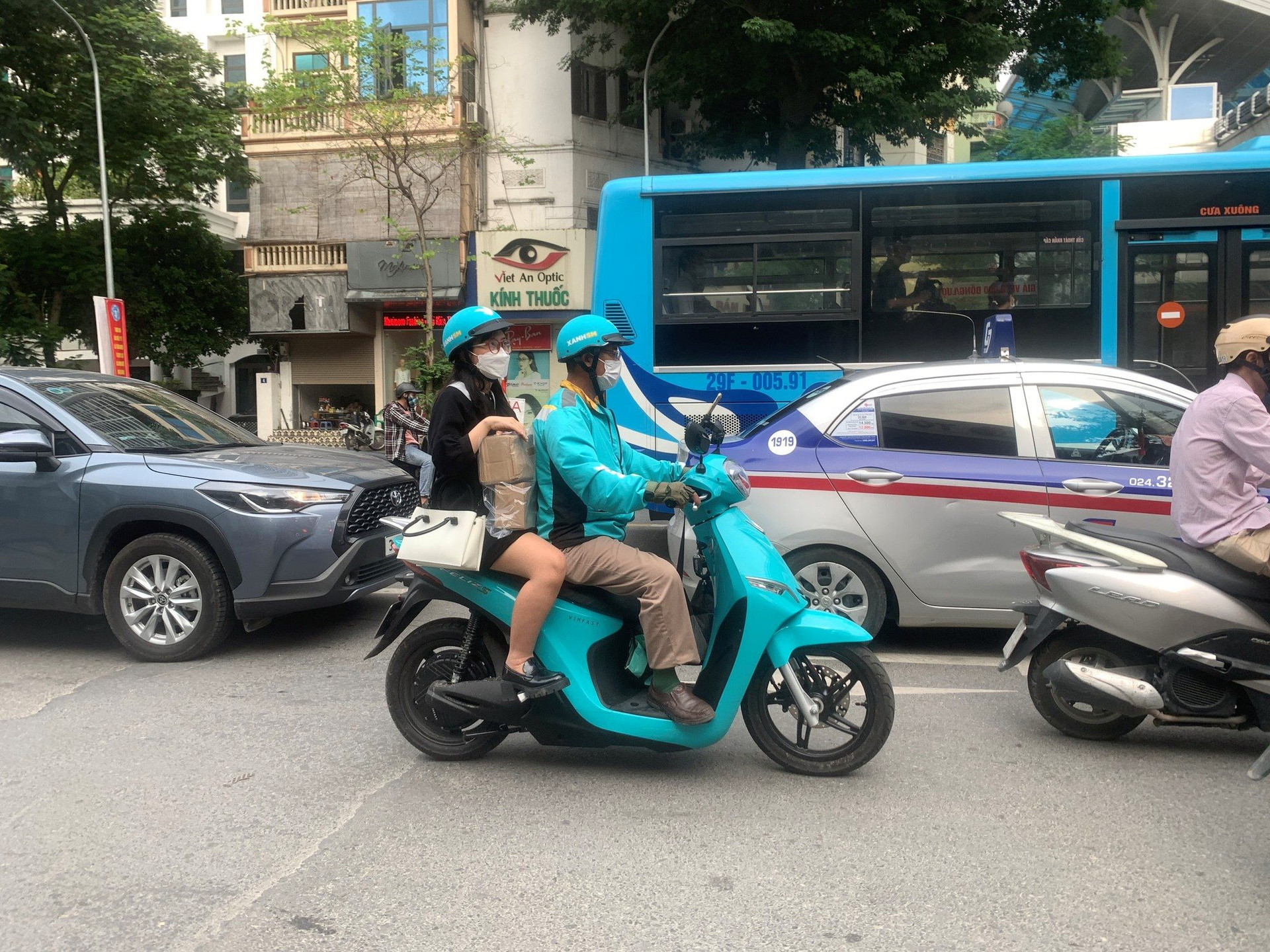 Cộng đồng tài xế SM Bike sau 2 tháng chạy ‘xe ôm điện’: ‘Khách nhiều, thu nhập ổn định’