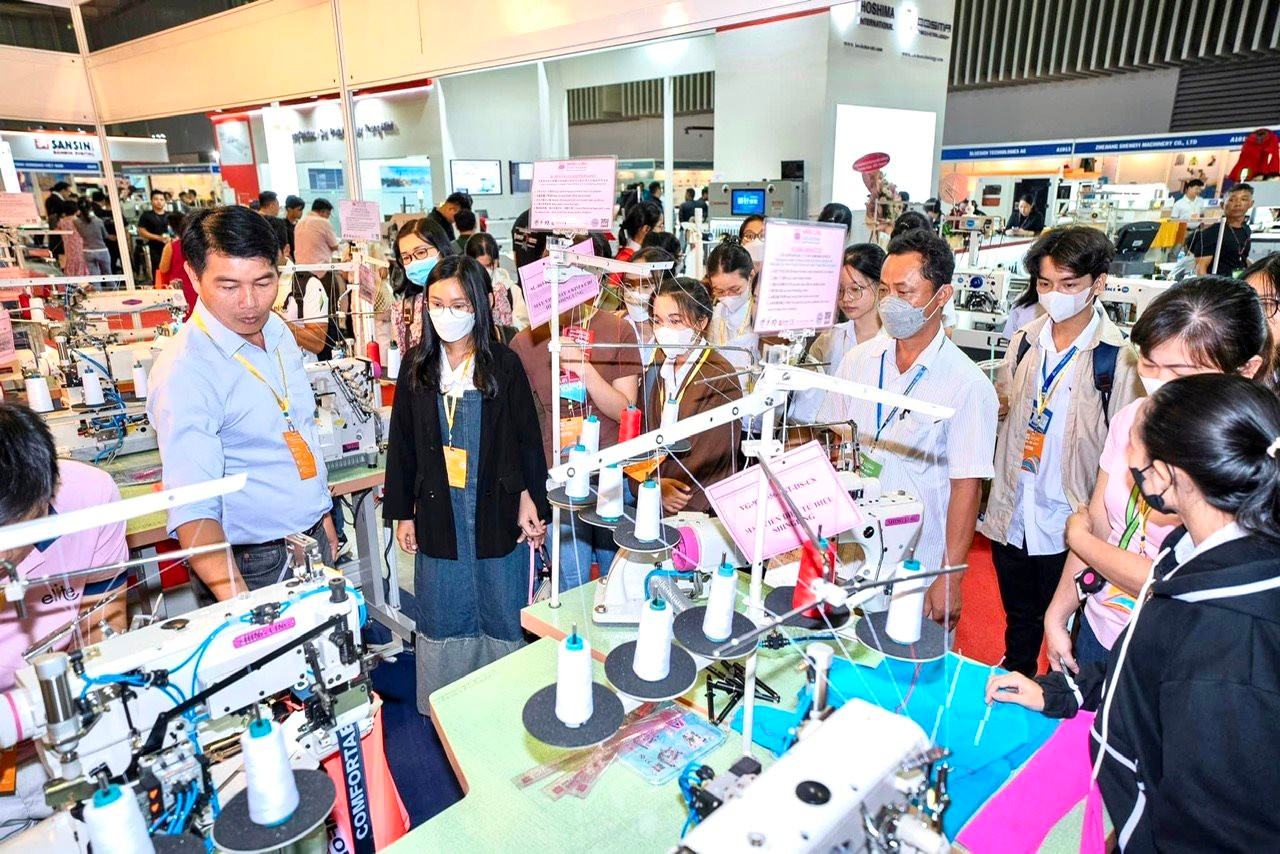 Doanh nghiệp dệt may Việt Nam tìm kiếm cơ hội phát triển tại VTG 2023
