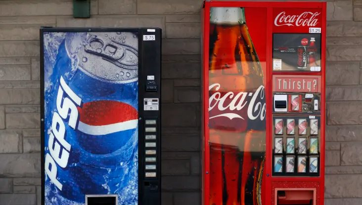Coca Cola thắng thế Pepsi trong năm 2023: Bài học từ chiến lược tập trung và nhượng quyền đóng chai