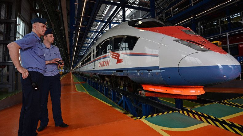 Chuyên gia Nga: "Người Trung Quốc từng nói muốn đưa đường sắt cao tốc vào nước ta, sao giờ chỉ còn tiếng gió"?