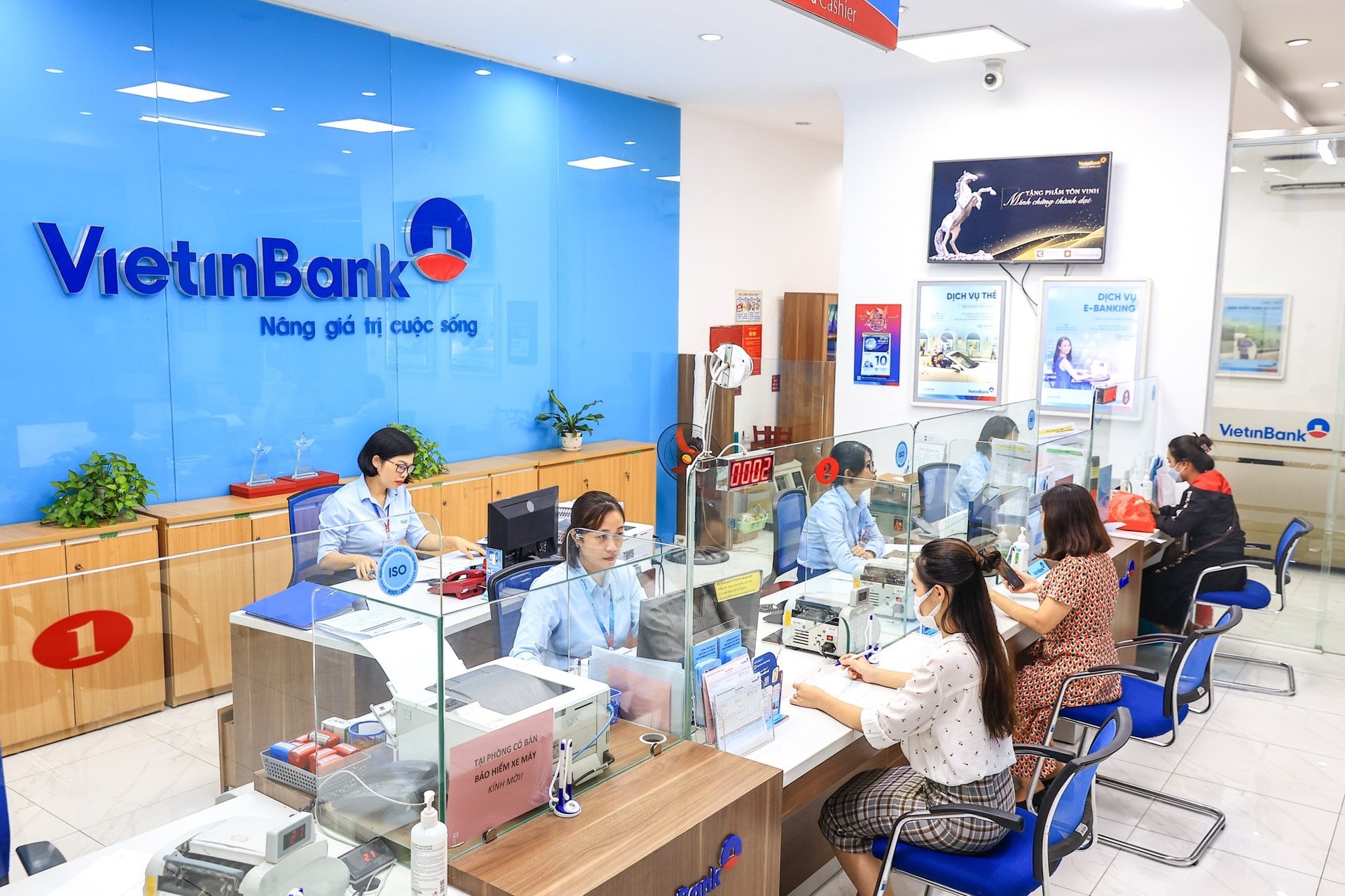 Nhờ đâu lợi nhuận VietinBank tăng hơn 17% trong quý 3?