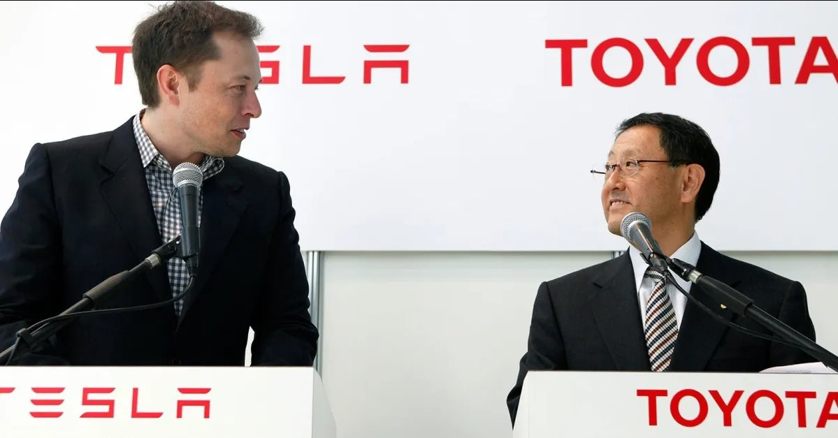Toyota thừa nhận: Không phải cứ sản xuất được ô tô là làm được xe điện, bí quyết 50 năm bị thách thức bởi triết lý sản xuất xe như ‘làm iPhone’ của Elon Musk