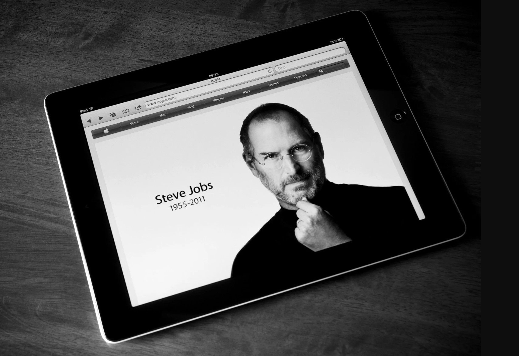 Trở về khi không có một cửa hàng trong tay, Steve Jobs đã hồi sinh mô hình kinh doanh của Apple như thế nào?