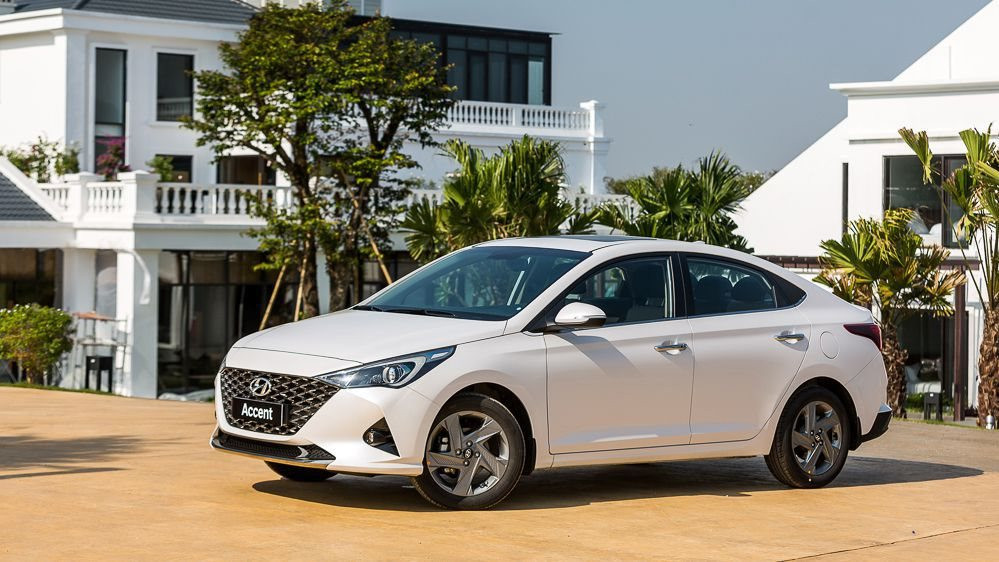 Hyundai bán được gần 8.000 xe trong tháng 11, Accent tiếp tục thống trị doanh số 