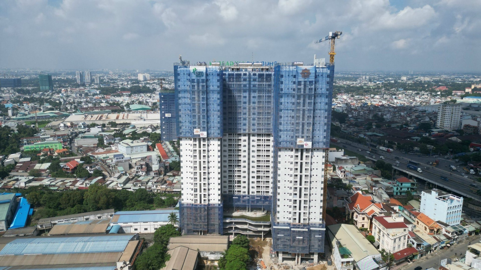 Năm 2024, Bình Dương có thêm hàng chục ngàn căn hộ ra thị trường nhưng người mua vẫn “mỏi mắt” tìm nhà giá mềm 