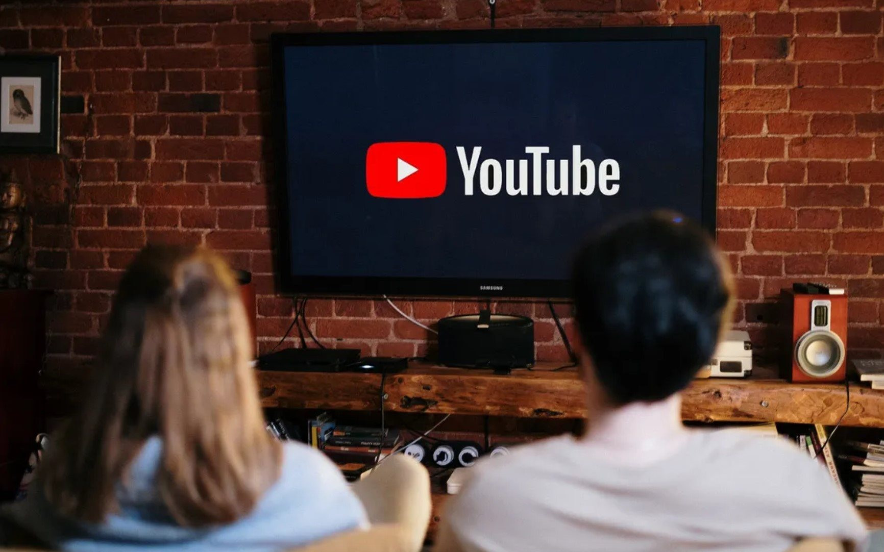 YouTube mang đến cho người xem TV 1 tin vui, kèm theo 2 tin buồn