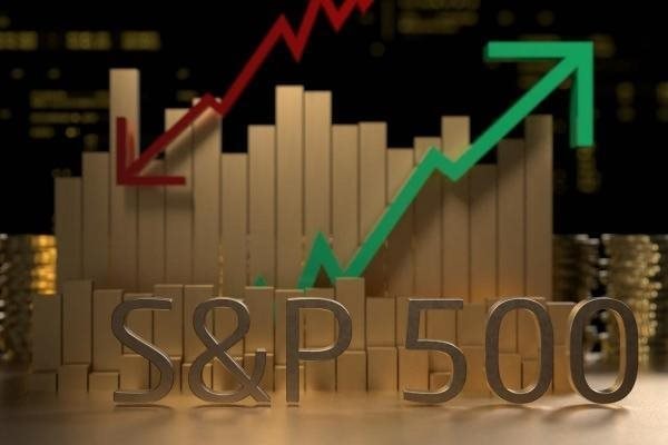 Nhìn lại 1 năm của S&P 500: Kênh đầu tư tốt nhất phố Wall, “hung hãn nhưng hoàn toàn không bất ngờ”