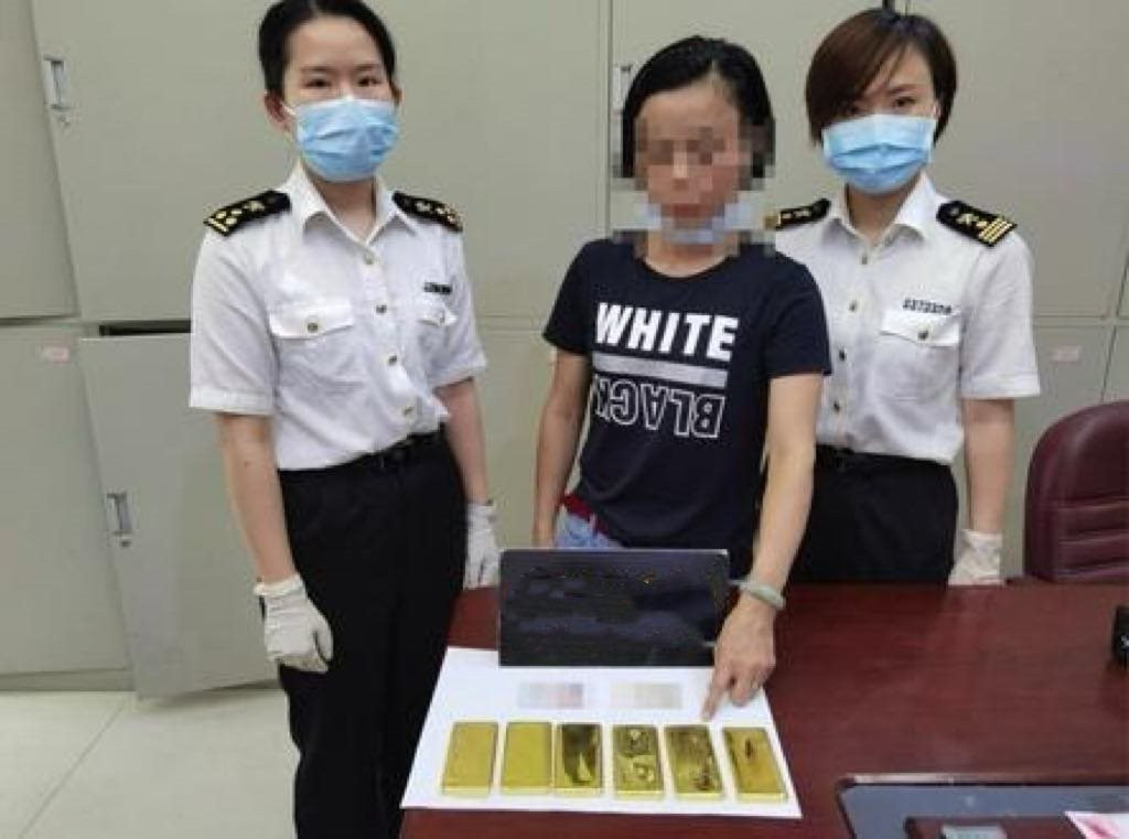 Người phụ nữ mang 1,5 kg vàng đi bán, ngân hàng lập tức báo cảnh sát: Chân tướng vụ án mất 800 lượng vàng vào 19 năm trước được vạch trần, 2 người bị bắt