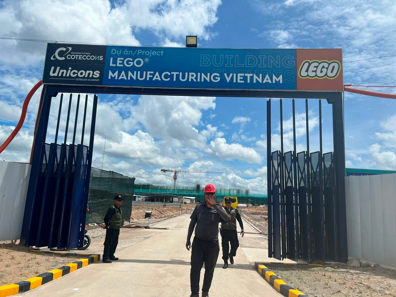 VNDirect: Coteccons đến năm 2025 có thể ghi nhận doanh thu hơn 12.000 tỷ đồng từ việc xây dựng nhà máy LEGO tại Bình Dương 