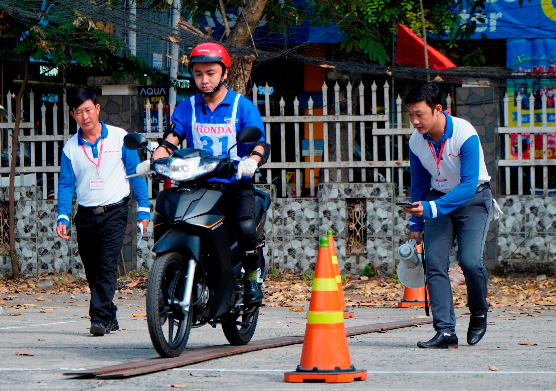 Honda Việt Nam tuyên dương HEAD xuất sắc trong đào tạo an toàn giao thông quý IV/2023