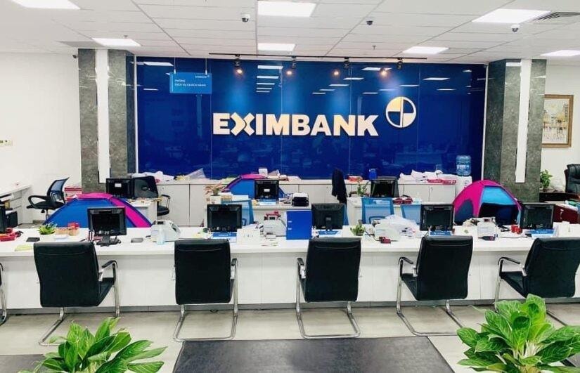 Khách hàng vay thẻ tín dụng Eximbank 8,5 triệu, 10 năm sau mang nợ gần 9 tỷ đồng lên tiếng: Bản thân cũng là "bị hại"?