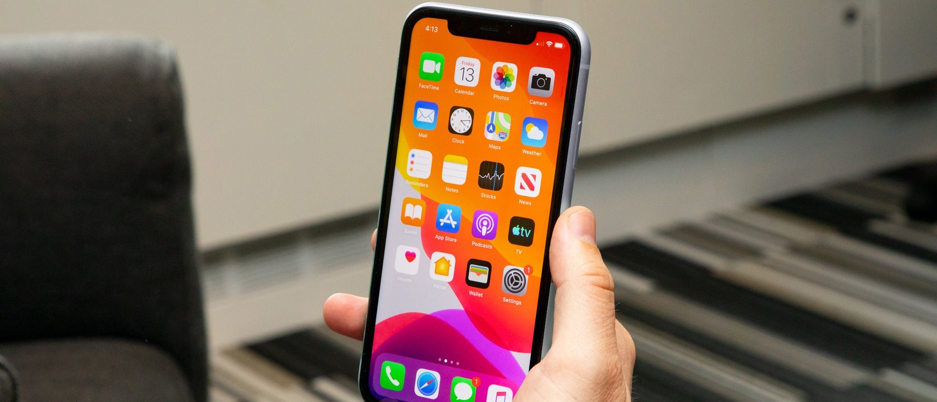 Chiếc iPhone đình đám bất ngờ giảm đậm 14 triệu đồng, rẻ hiếm có trong lịch sử