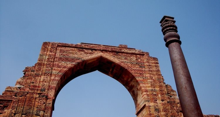 iron-pillar-delhi-india-tourism-history.jpg.jpg