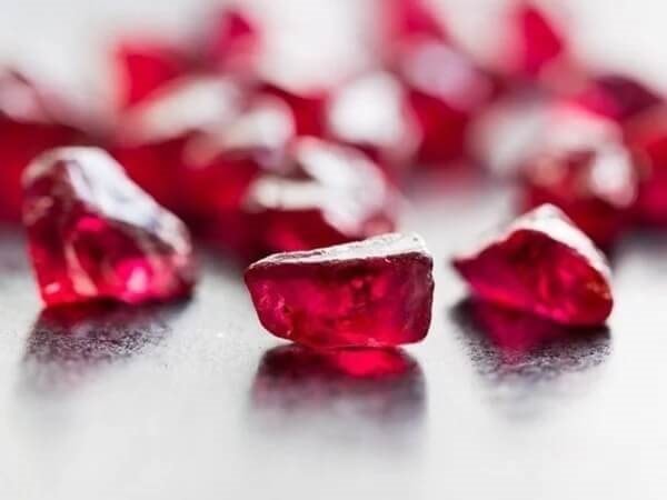 "Ruby đỏ" của Việt Nam được người Trung Quốc mê mẩn nay bỗng thành hàng hiếm: giá tăng cao gấp đôi, sản lượng thấp nhất trong lịch sử