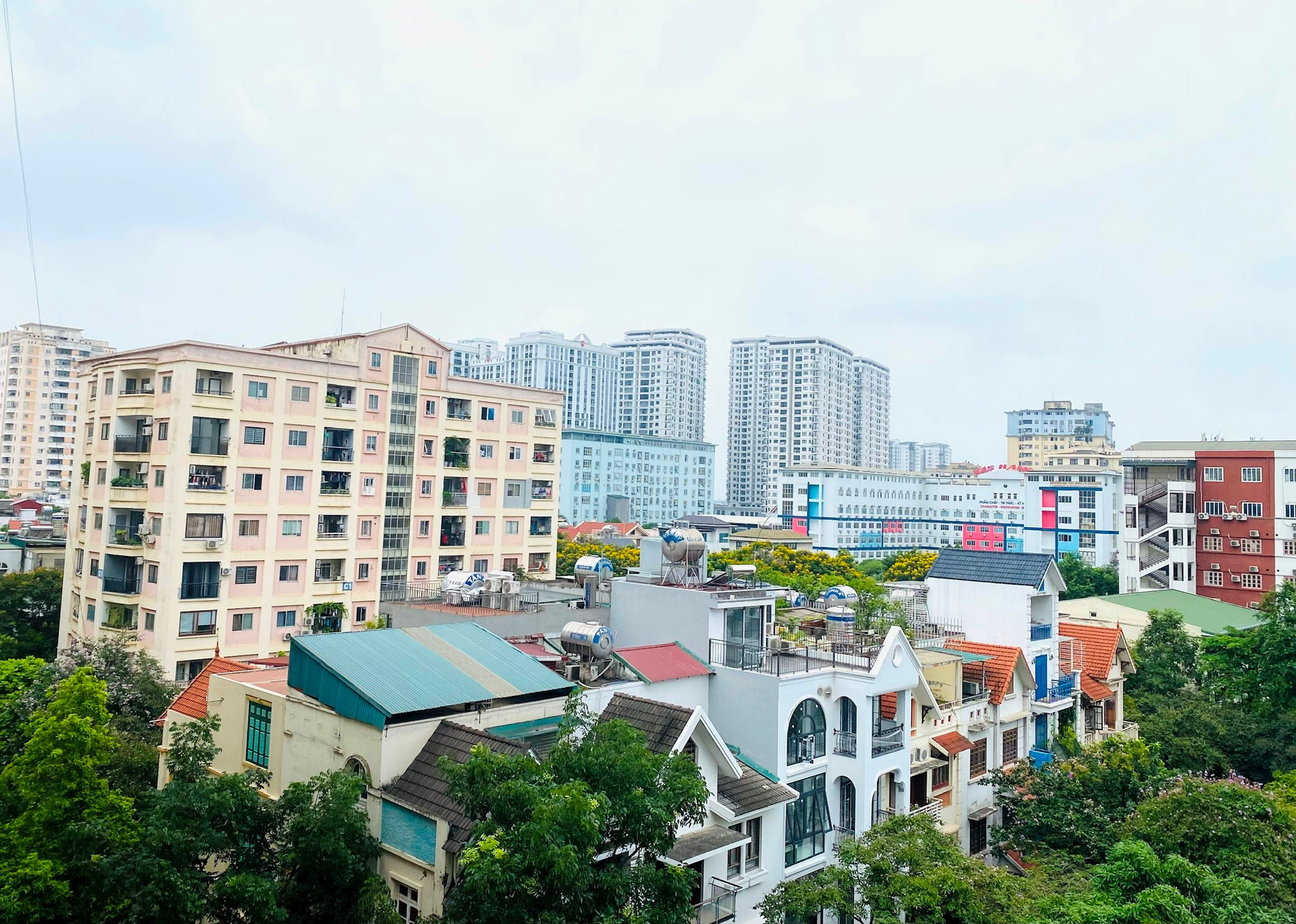 Giá chung cư Hà Nội vẫn neo đỉnh 