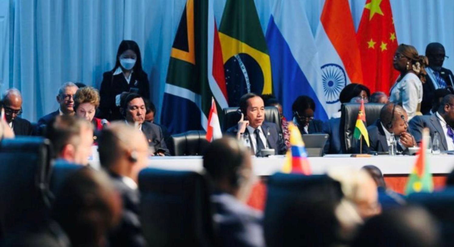 BRICS 'tha thiết' mời gia nhập, quốc gia Đông Nam Á này đến dự hội nghị thượng đỉnh nhưng vẫn từ chối làm thành viên 