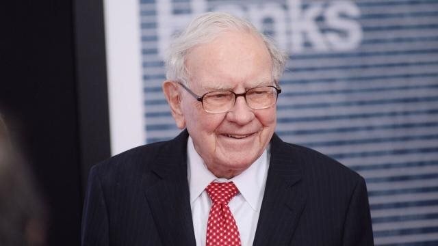 Bán ròng hàng chục tỷ USD cổ phiếu, Warren Buffett đang gửi tín hiệu 'báo động đỏ' đến thị trường 