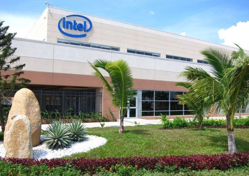 Intel đã đầu tư 22 triệu USD cho một chương trình đào tạo kỹ sư công nghệ cao tại Việt Nam