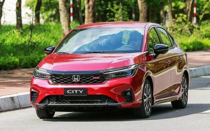 Honda City bất ngờ giảm mạnh tại đại lý, giá mới không tới 500 triệu đồng, quyết đua doanh số với Hyundai Accent và Toyota Vios