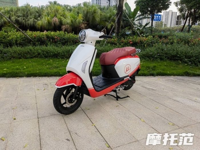 day-honda-vision-vao-the-kho-vua-xe-ga-125cc-gia-re-ra-mat-chi-217-trieu-dong-ngang-wave-alpha-anh-1.jpg