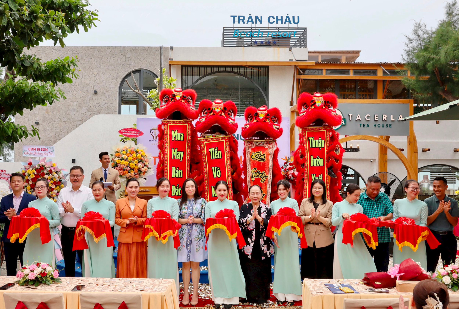 Trân Châu Beach & Resort ra mắt Thương hiệu và Cửa hàng Trà sữa Tacerla Tea House