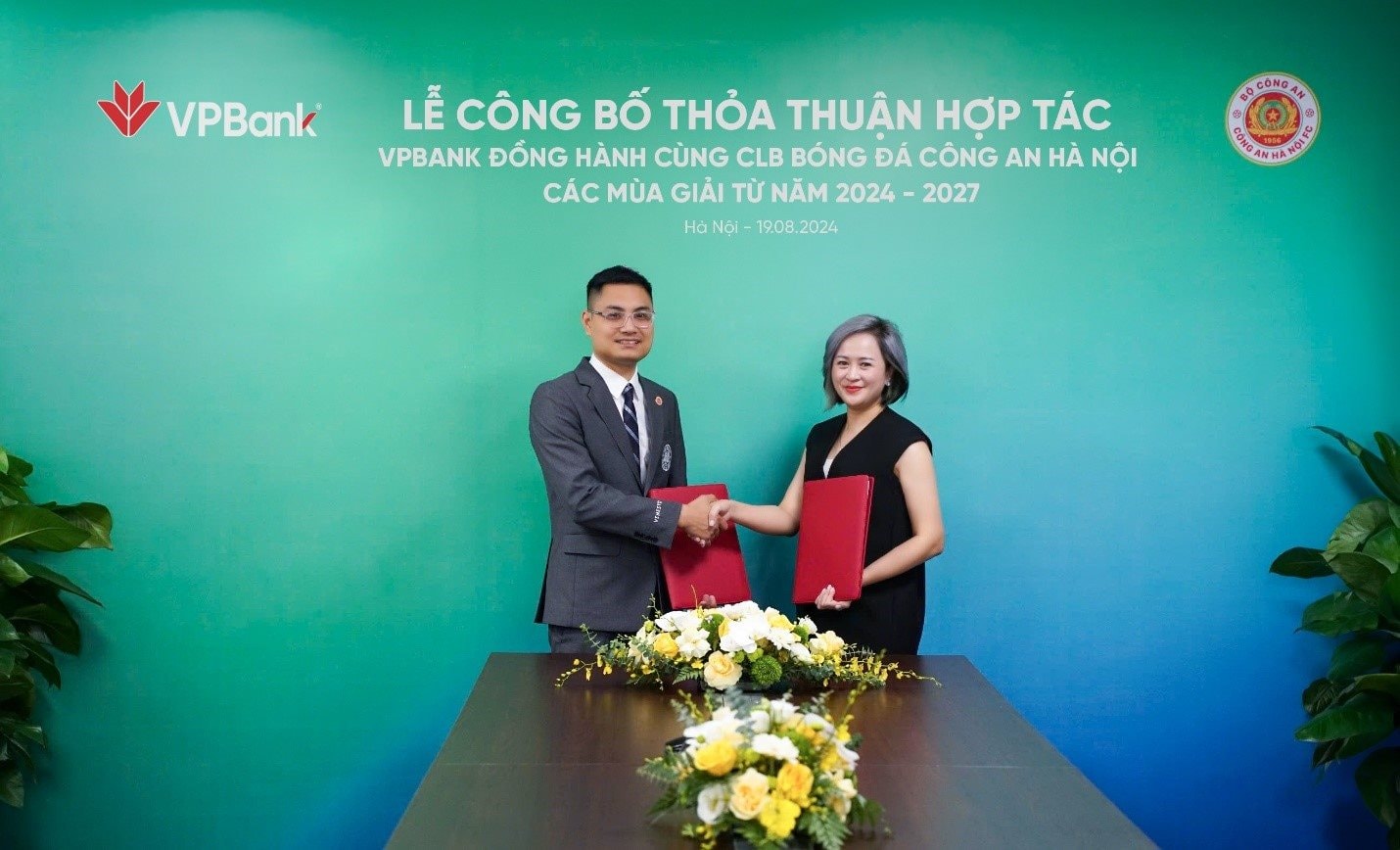 VPBank hợp tác cùng CLB Bóng đá Công an Hà Nội phát triển bóng đá Việt