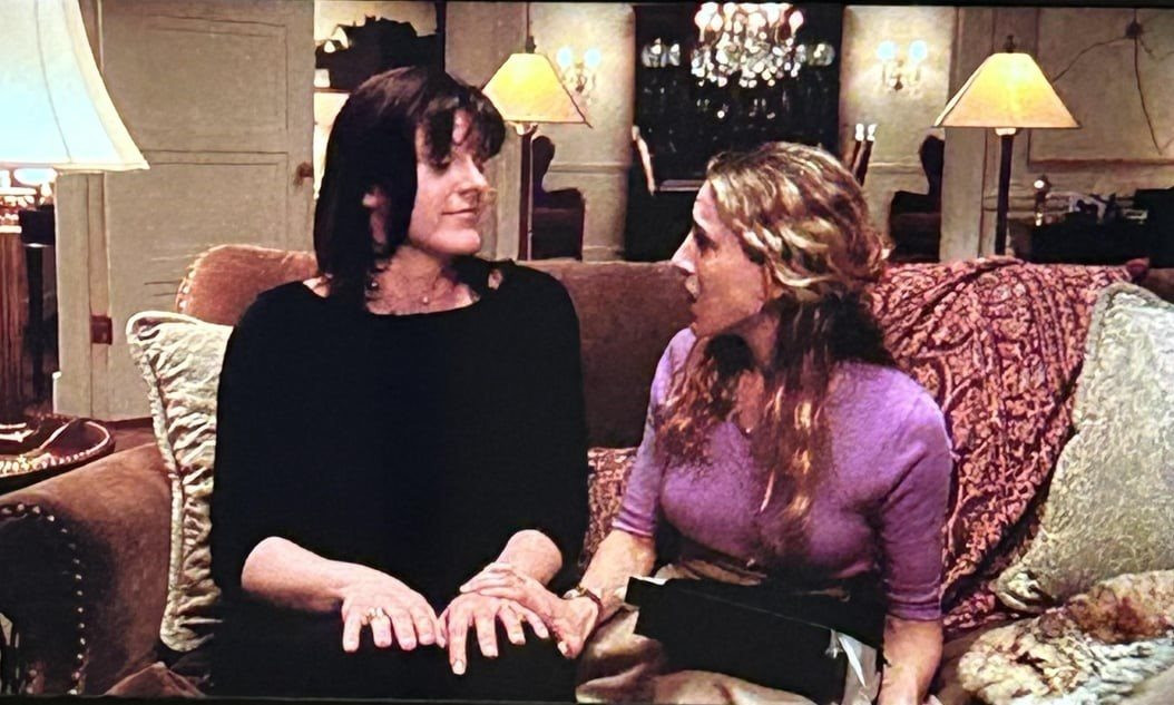 when-susan-sharon-gave-carrie-the-cashmere-scarf-this-scene-v0-xizg7lf77p6b1-17246777636151616459505.jpg