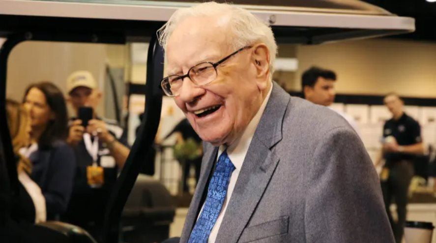 NÓNG: Berkshire Hathaway của Warren Buffett cán mốc vốn hoá 1.000 tỷ USD, lập kỷ lục công ty phi công nghệ đầu tiên của Mỹ đạt thành tựu mơ ước