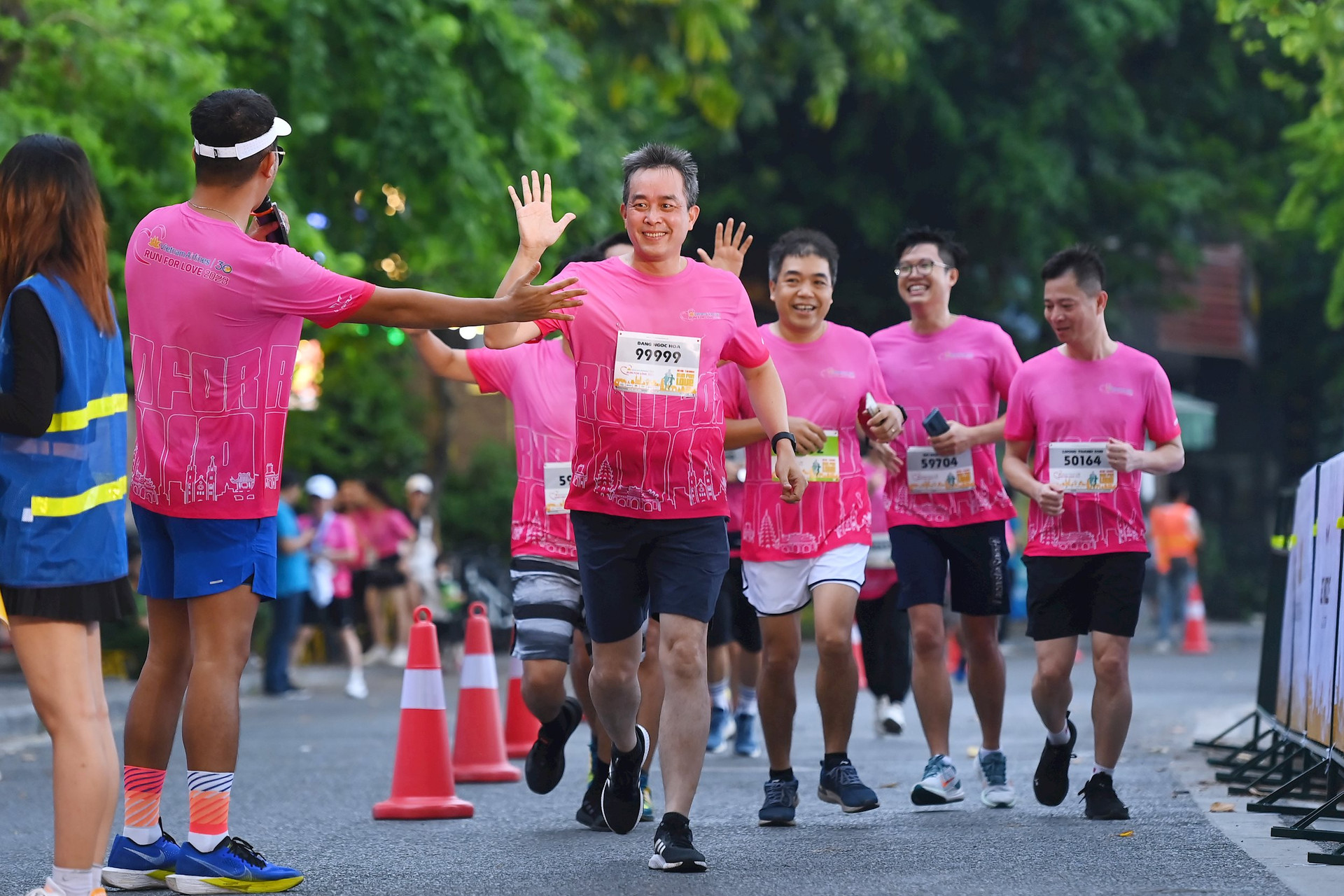 Khởi động mùa giải Vietnam Airlines - Run for Love lần 3