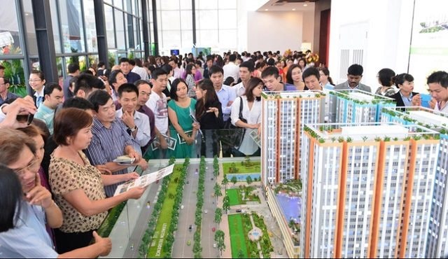 “Chung cư Hà Nội xuất hiện bong bóng cục bộ, các chủ đầu tư tại thời điểm này có dự án mở bán có thể lãi tới 200-400%”