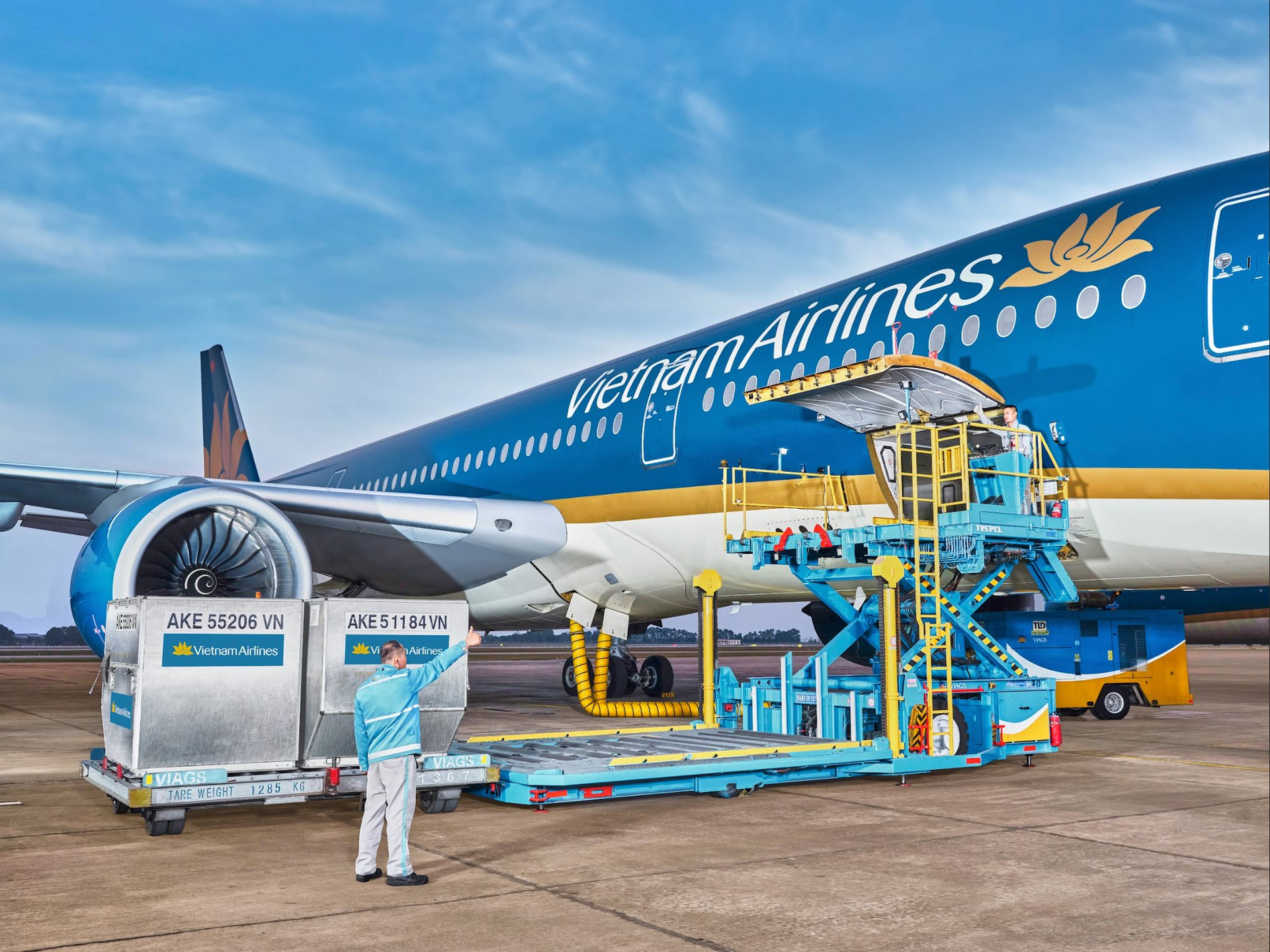 Vietnam Airlines, Vietjet Air, Bamboo Airways vận chuyển miễn phí hàng hóa cứu trợ người dân vùng lũ