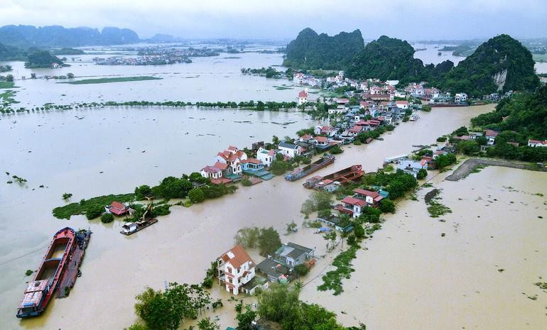 Sau làn sóng kêu gọi từ thiện, vỡ ra nhiều chuyện