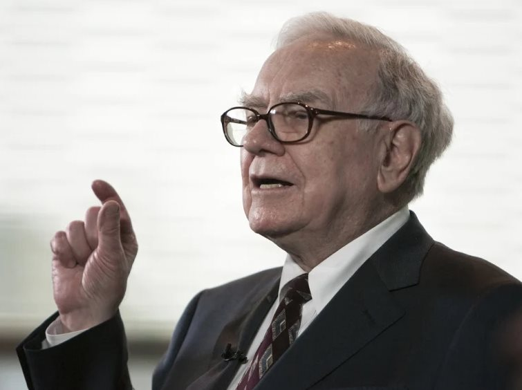 Sân nhà của huyền thoại Warren Buffett bất ngờ trở thành điểm nóng cuộc bầu cử tổng thống Mỹ