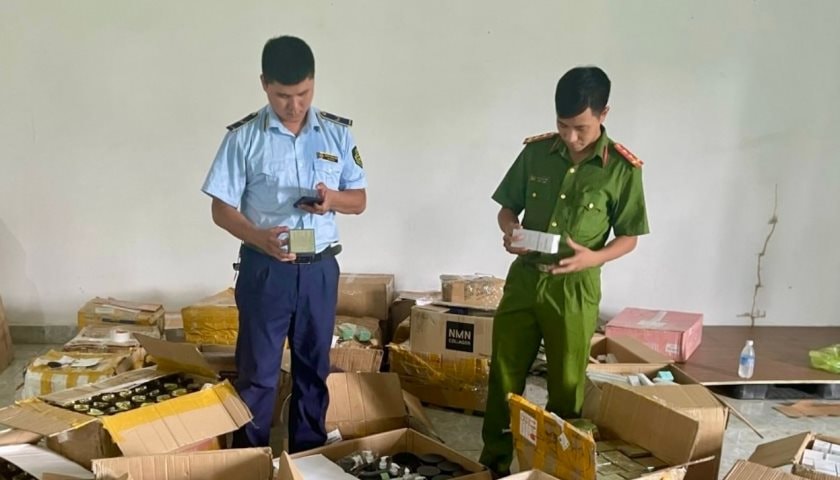 Kiểm tra toàn bộ hoạt động kinh doanh mỹ phẩm trên sàn thương mại điện tử và mạng xã hội Facebook, TikTok, Zalo, YouTube...