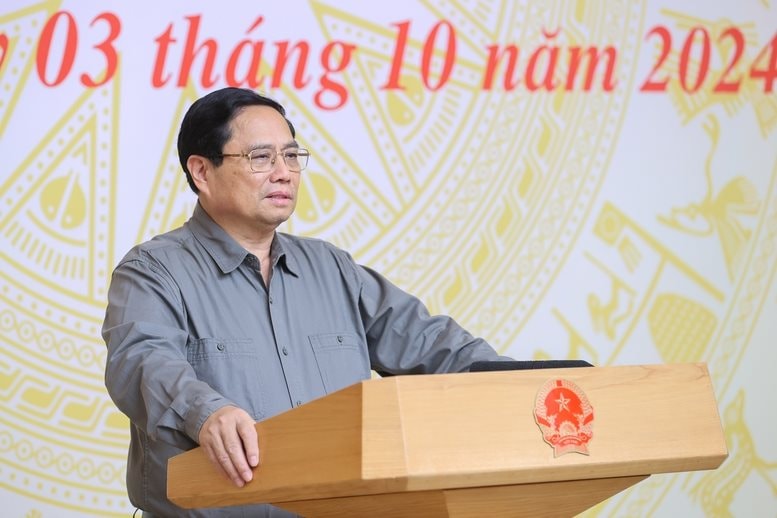 Thủ tướng Phạm Minh Chính: Chia sẻ với các nhà đầu tư, nhà thầu, không để nhà thầu cô đơn trên công trường