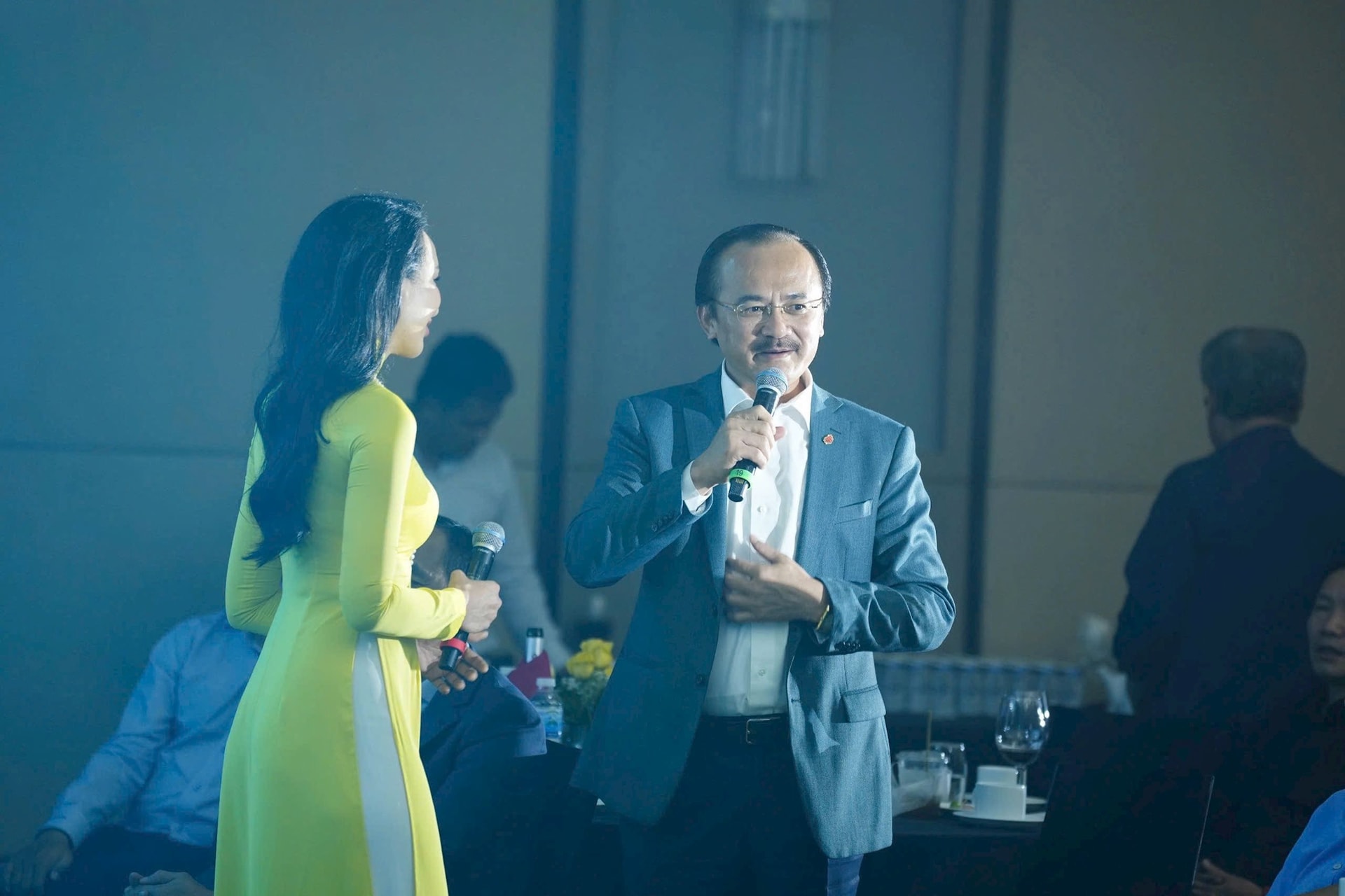 Chủ tịch Lộc Trời tuyên bố 'dù chết cũng giữ vững Lộc Trời', bầu Thắng động viên: Anh Thòn không ‘chết’ đâu